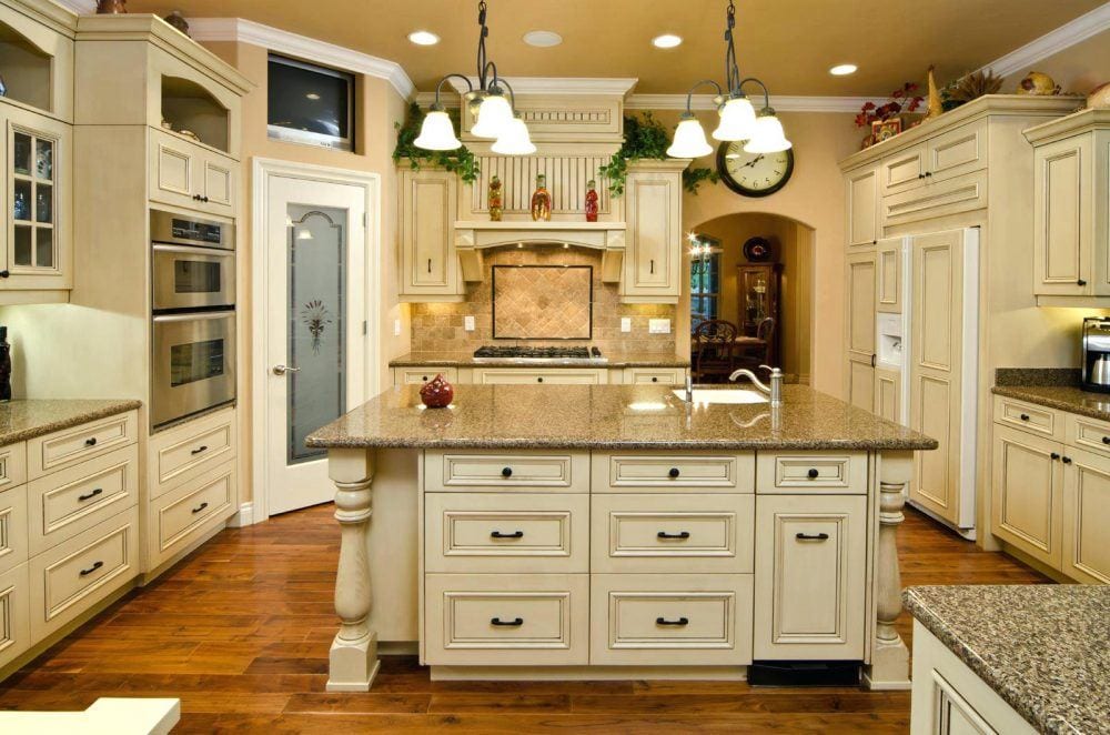 ersatz French Country Kitchen