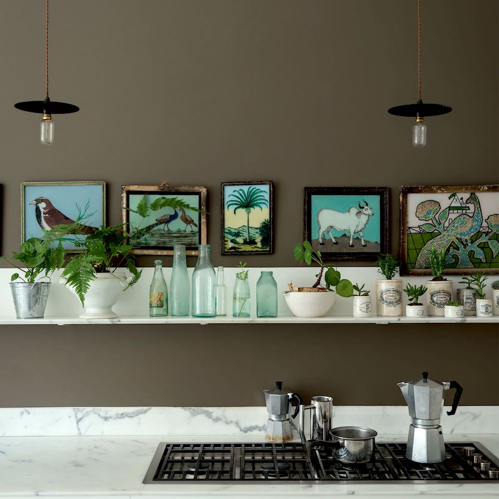 looks like Pantalon-farrow-and-ball-farrow-and-ball - neutral paint colors