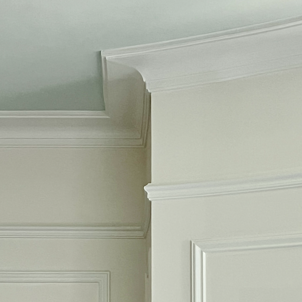 Benjamin Moore - Italian Ice Green + Cotton Balls oc-122 - Yes, both the trim and walls are the SAME COLOR!