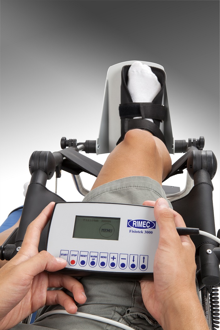 Model Fisiotek 3000 Knee/Hip CPM Device | MEDSIS MEDICAL GROUP